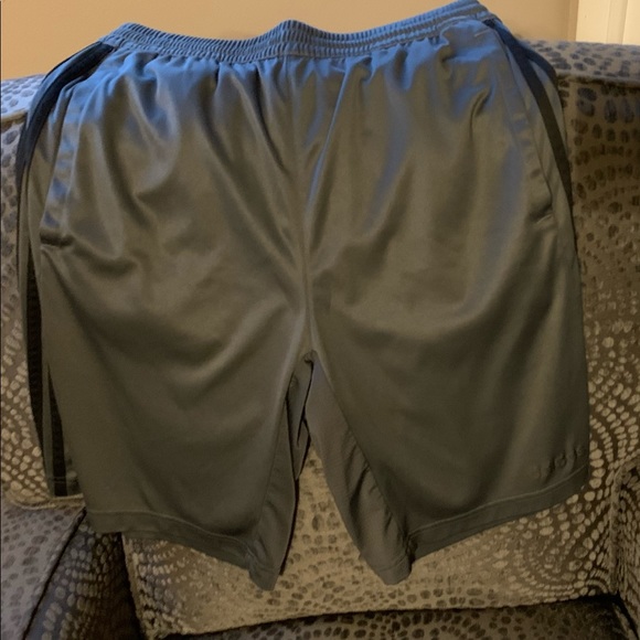 Adidas Mens ClimaCool Mens Athletic Shorts Size M - Picture 3 of 12